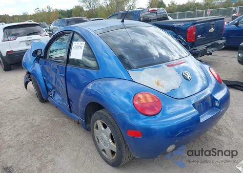 2000 Volkswagen New Beetle Gls 1.8L Turbo z USA, uszkodzony, nr VIN 3VWCD21C3YM494043